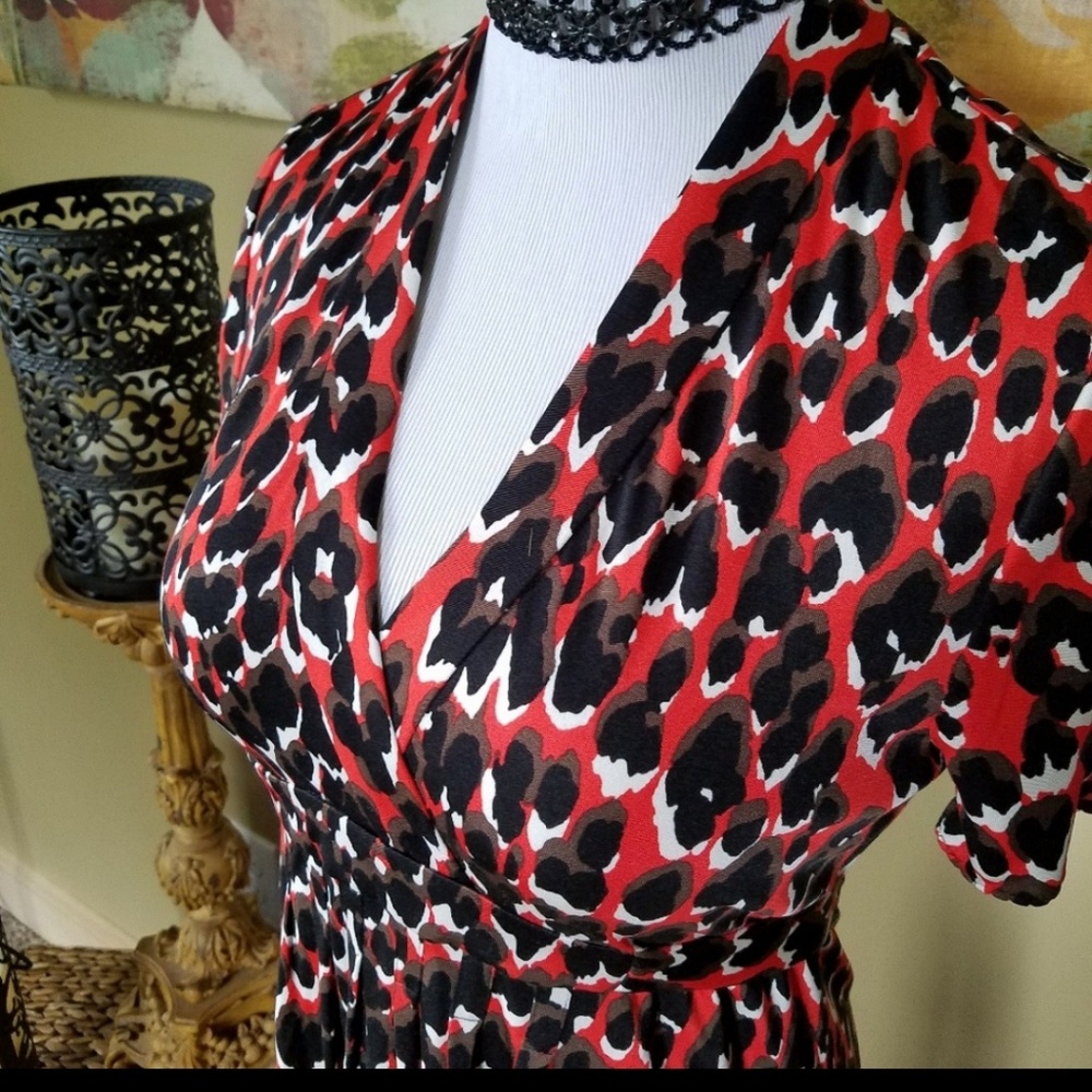 Elie Tahari Red Leopard Print Silk Dress